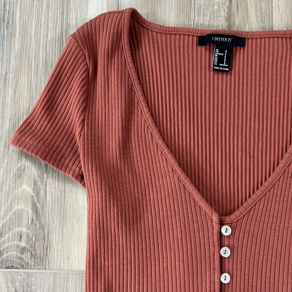 BNWOT Orange Vneck Womens Ribbed Button Down Crop Top Blouse Shirt Forever 21 sm - Picture 4 of 4